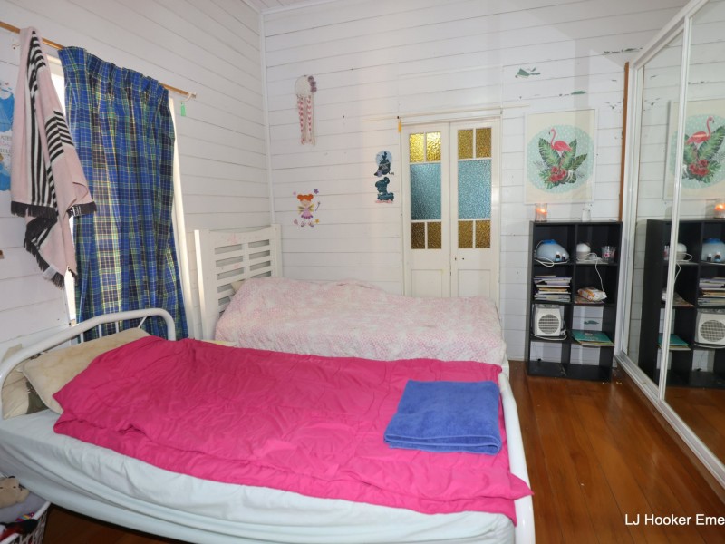 34 Retro St, Emerald QLD 4720