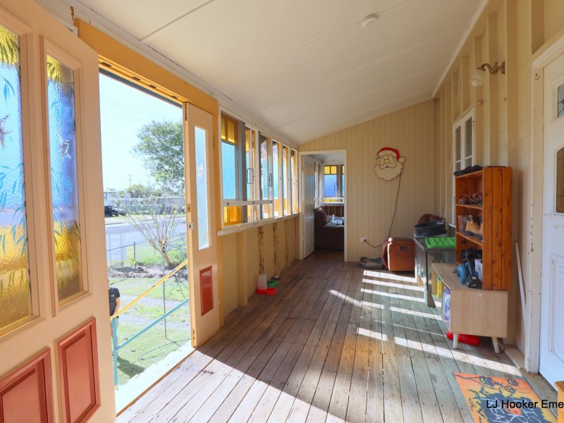 34 Retro St, Emerald QLD 4720