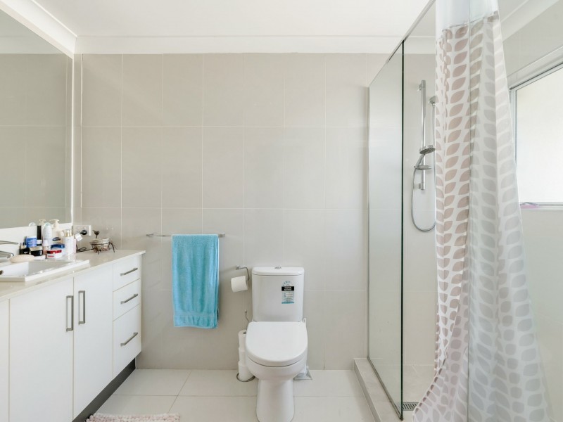 3 Cook Close, Emerald QLD 4720