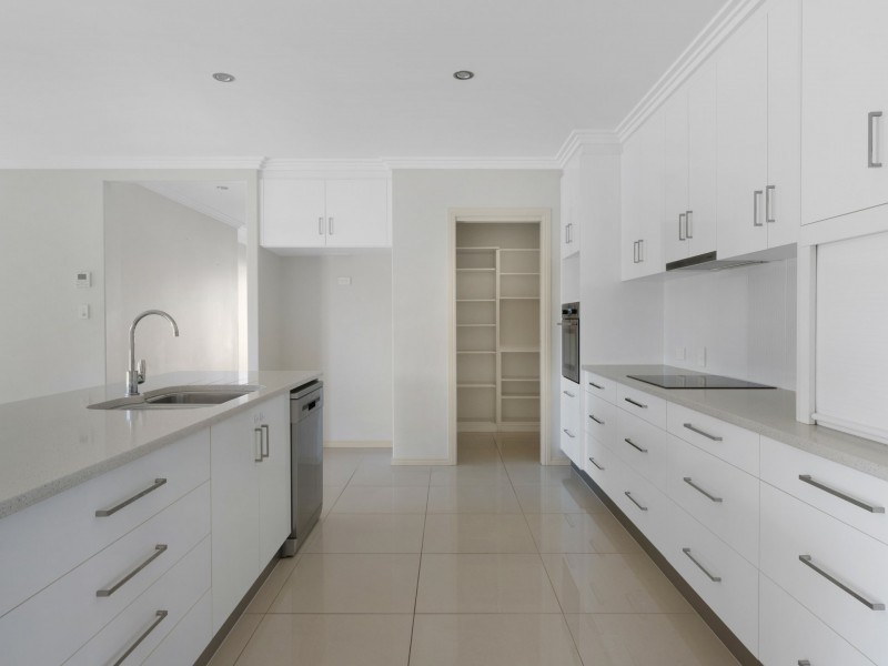 13A Kythera Road, Emerald QLD 4720