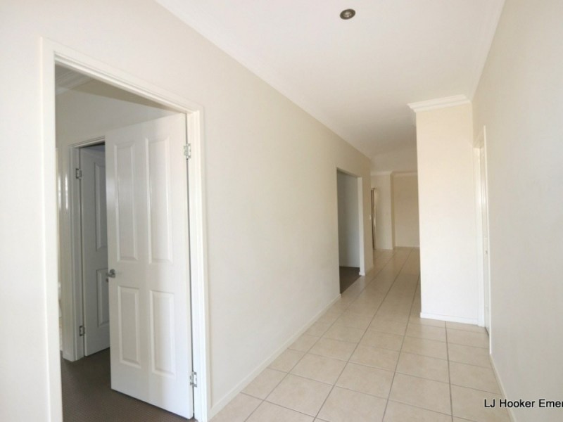 4 Easton Street, Emerald QLD 4720