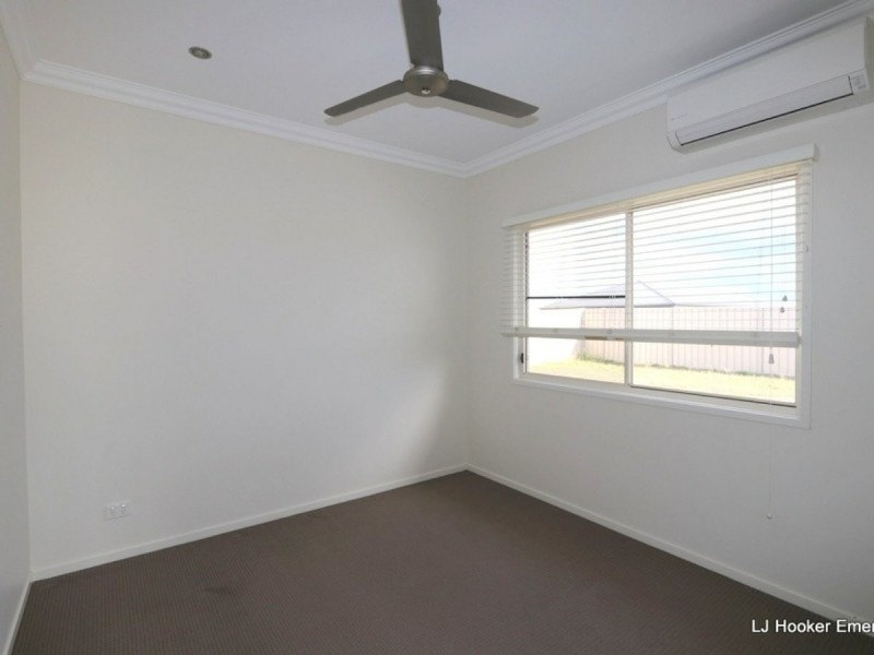 4 Easton Street, Emerald QLD 4720