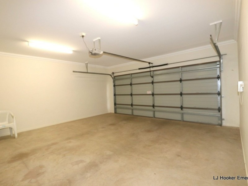 4 Easton Street, Emerald QLD 4720