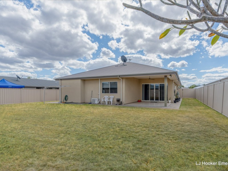 4 Easton Street, Emerald QLD 4720