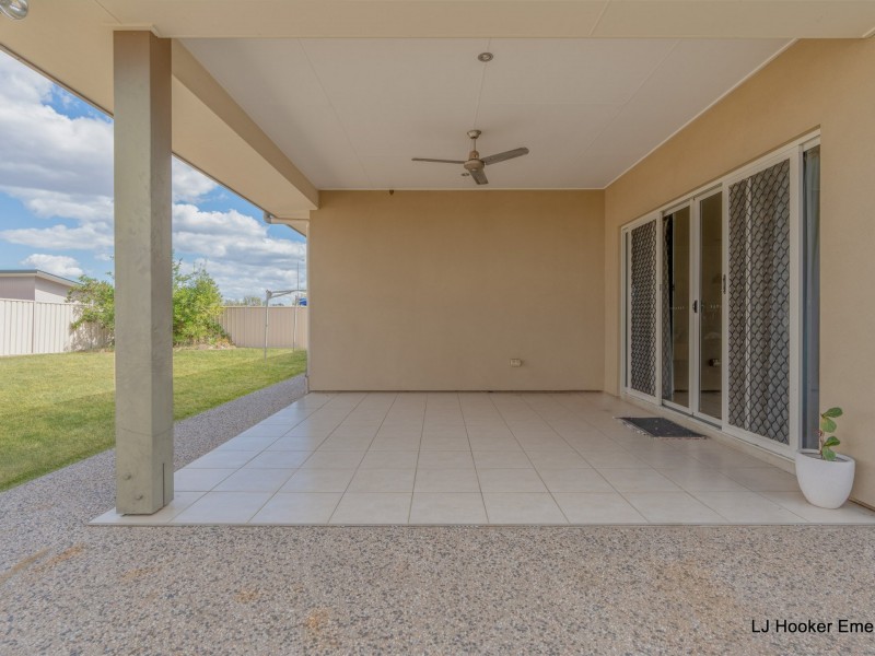 4 Easton Street, Emerald QLD 4720