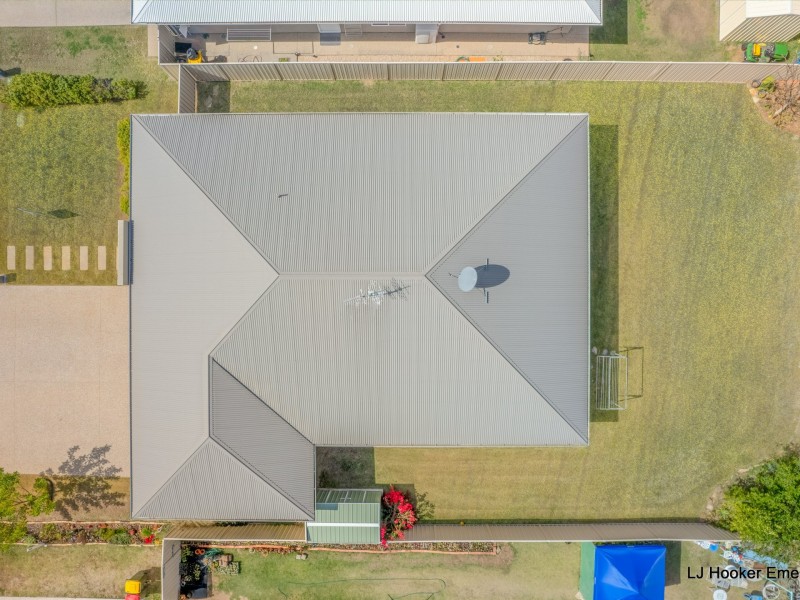 4 Easton Street, Emerald QLD 4720