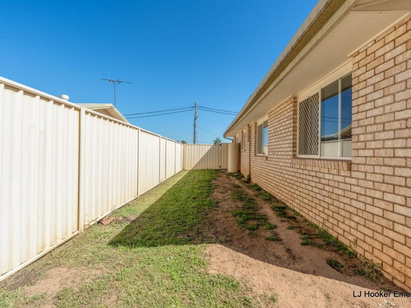 75 Staal Crescent, Emerald QLD 4720
