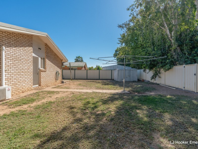 75 Staal Crescent, Emerald QLD 4720