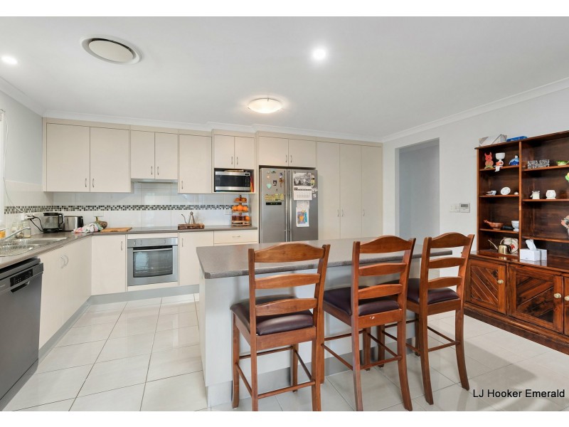 9 Thornton Street, Emerald QLD 4720