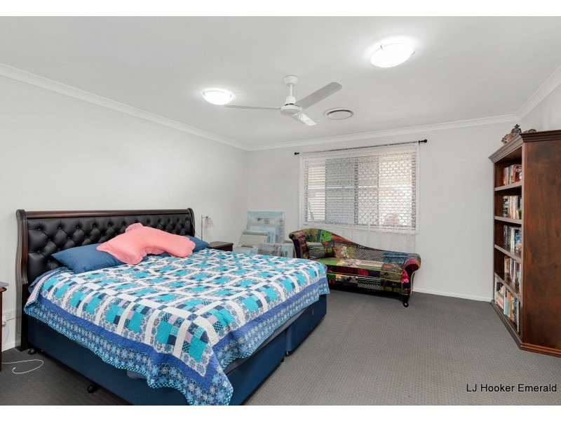 9 Thornton Street, Emerald QLD 4720