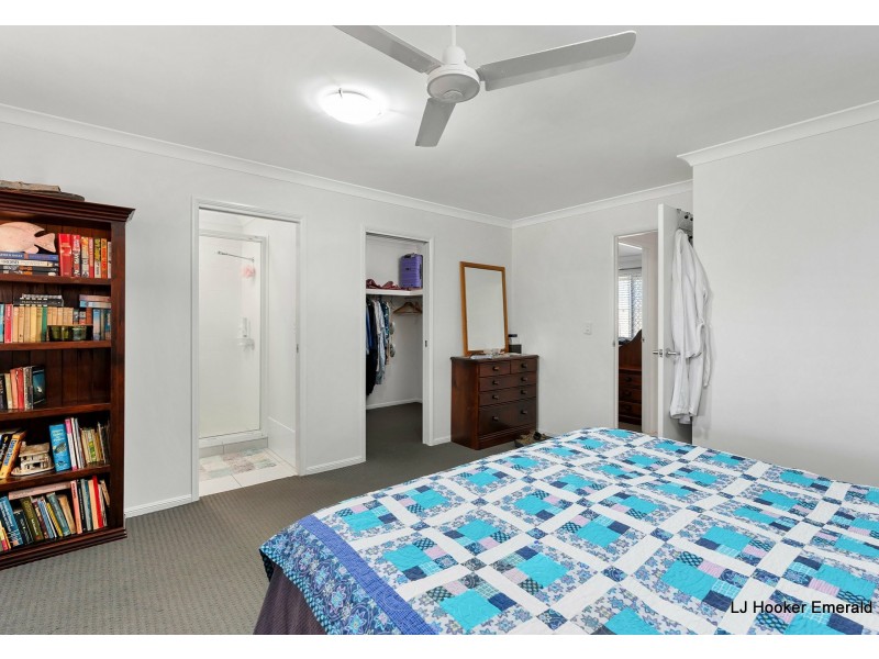 9 Thornton Street, Emerald QLD 4720