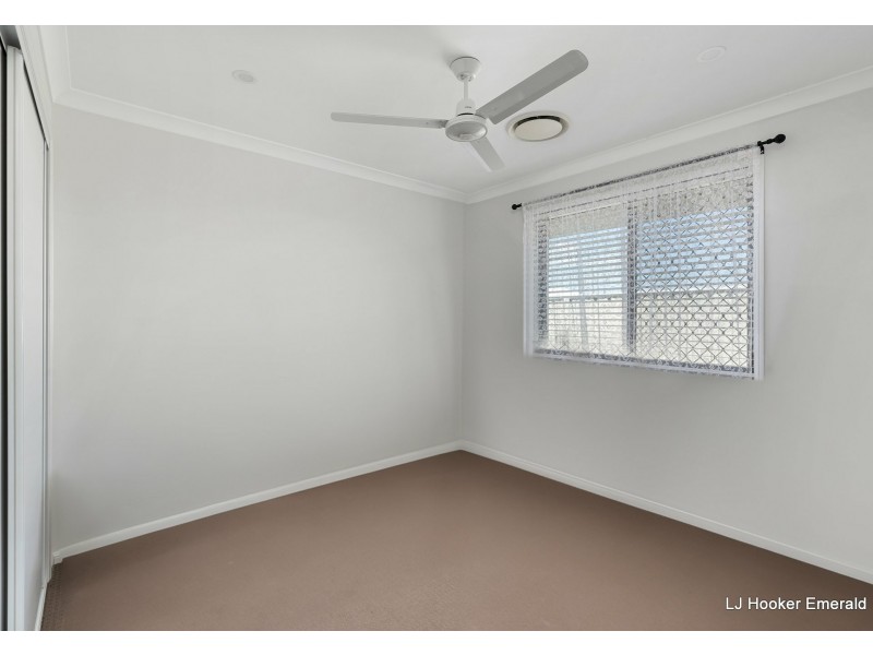 9 Thornton Street, Emerald QLD 4720