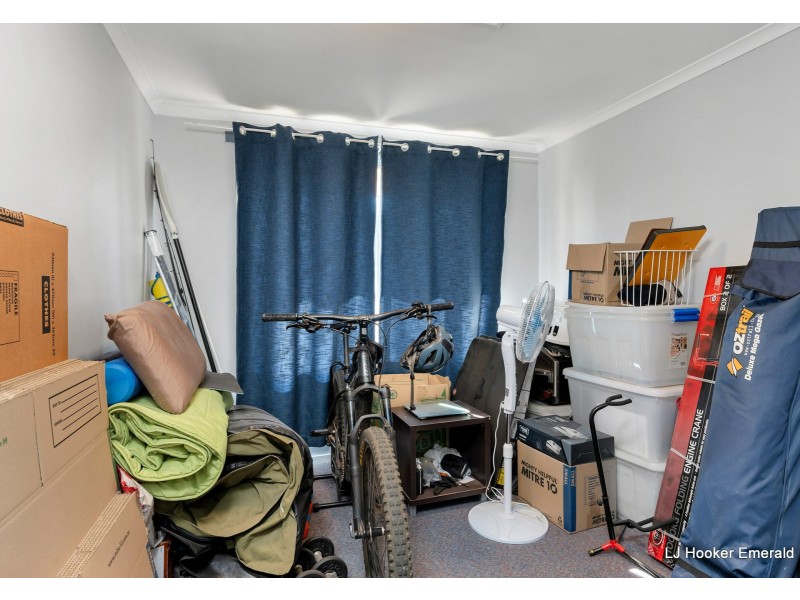 4 Skelton Place, Emerald QLD 4720