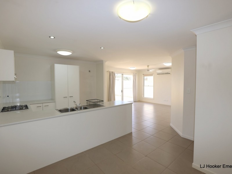 2/4 Eagle Street, Emerald QLD 4720