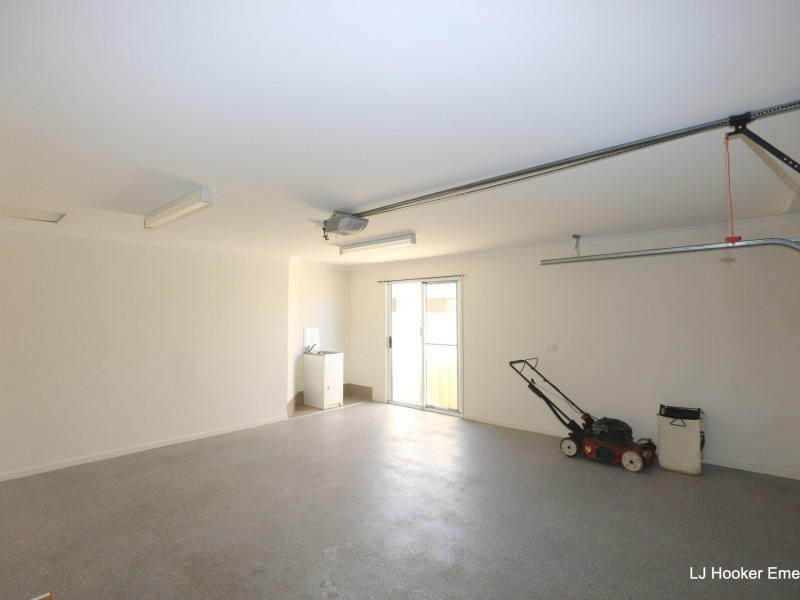 2/4 Eagle Street, Emerald QLD 4720