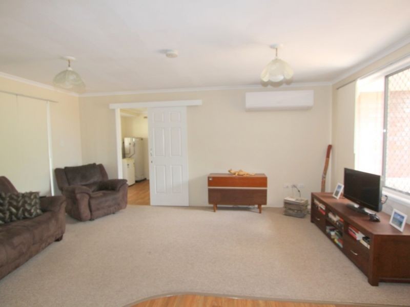 45 Park Avenue, Emerald QLD 4720