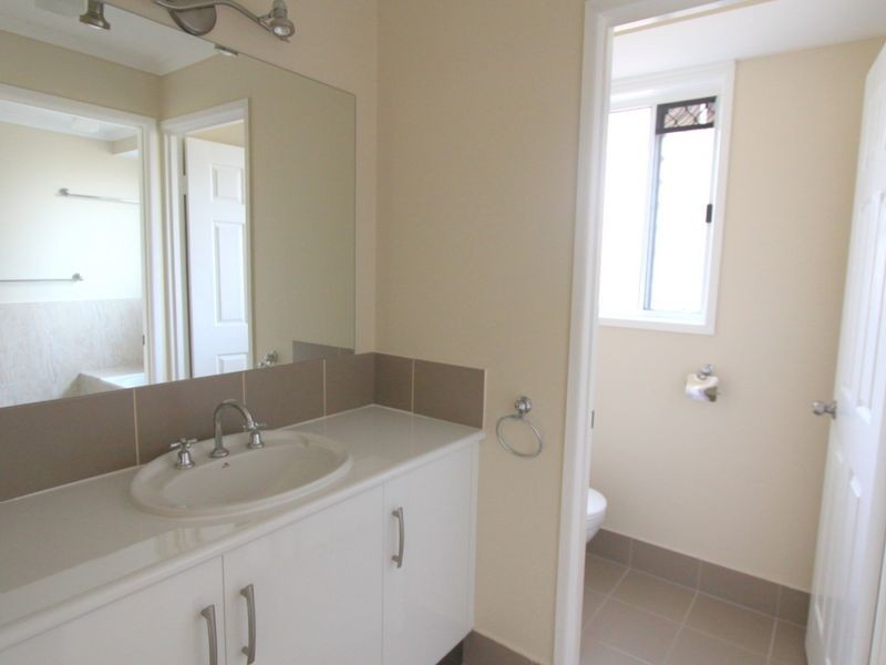 45 Park Avenue, Emerald QLD 4720
