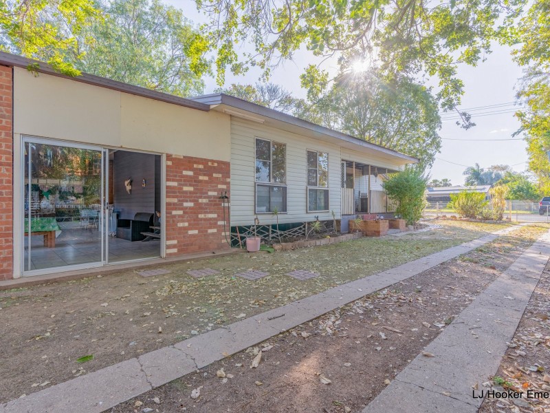32 Retro Street,, Emerald QLD 4720