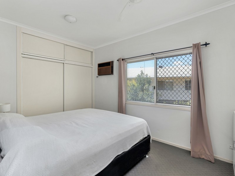 32 Colleen Ave, Emerald QLD 4720