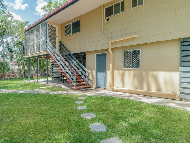 32 Colleen Ave, Emerald QLD 4720