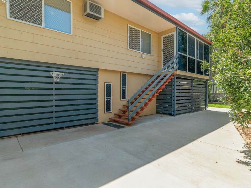 32 Colleen Ave, Emerald QLD 4720