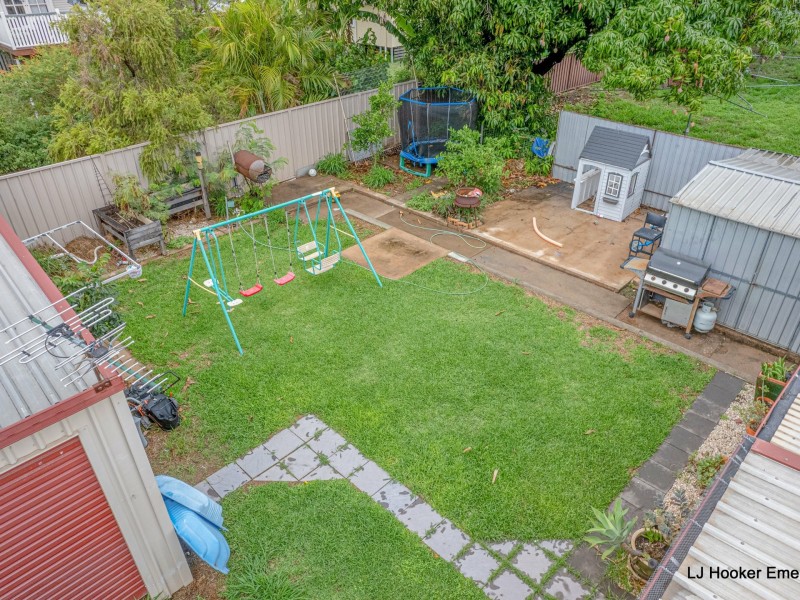 10 Racecourse Road, Emerald QLD 4720