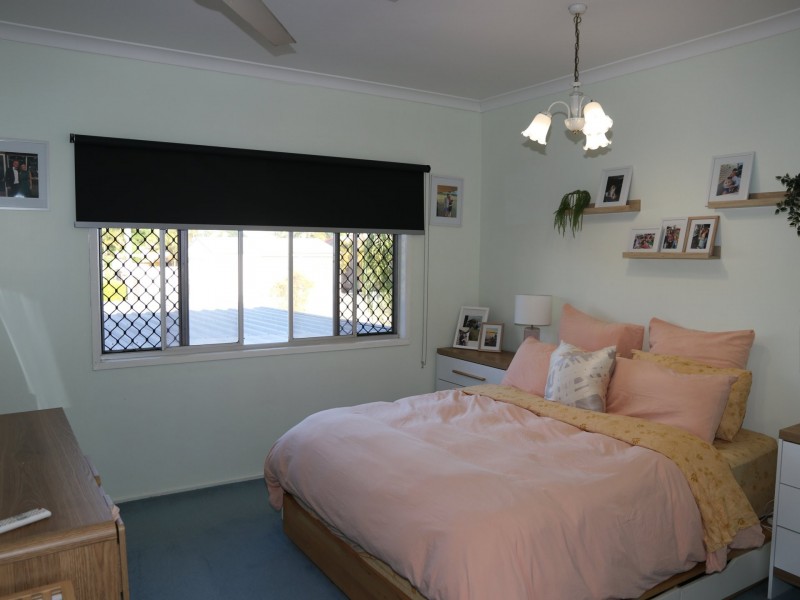 10 Pryor Place, Emerald QLD 4720