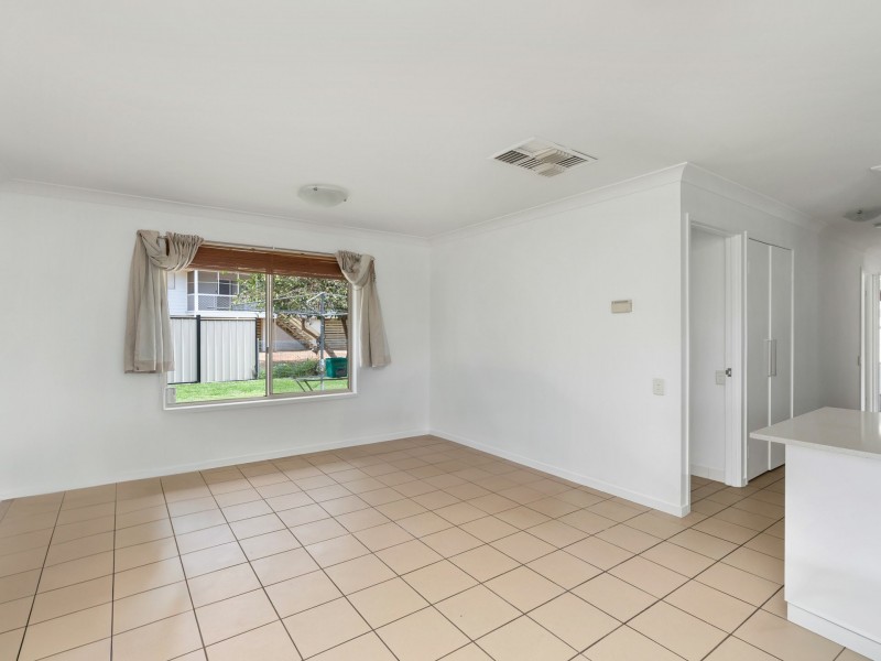 14 Jacqueline Drive, Emerald QLD 4720