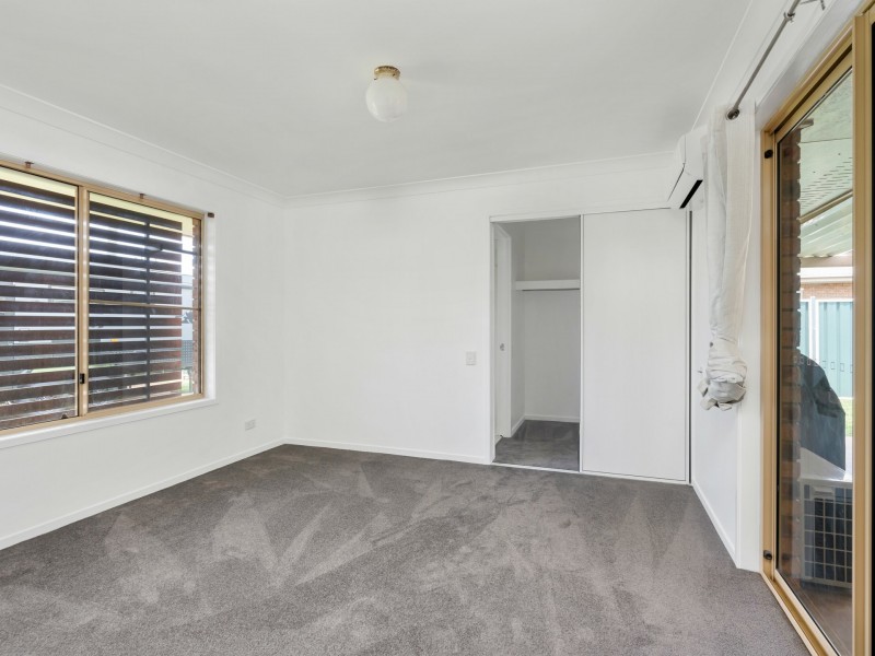 14 Jacqueline Drive, Emerald QLD 4720