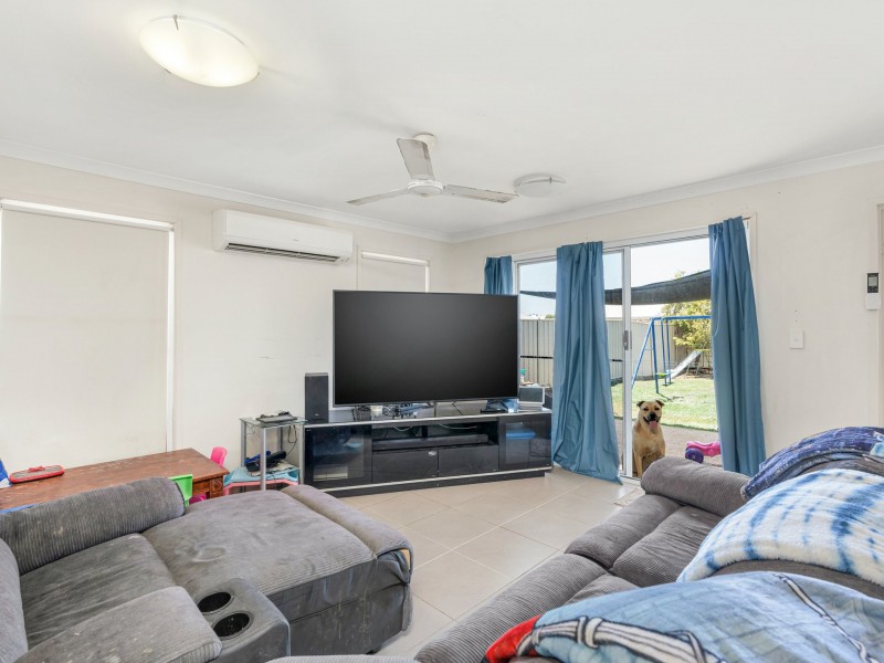 1/4 Eagle Street, Emerald QLD 4720