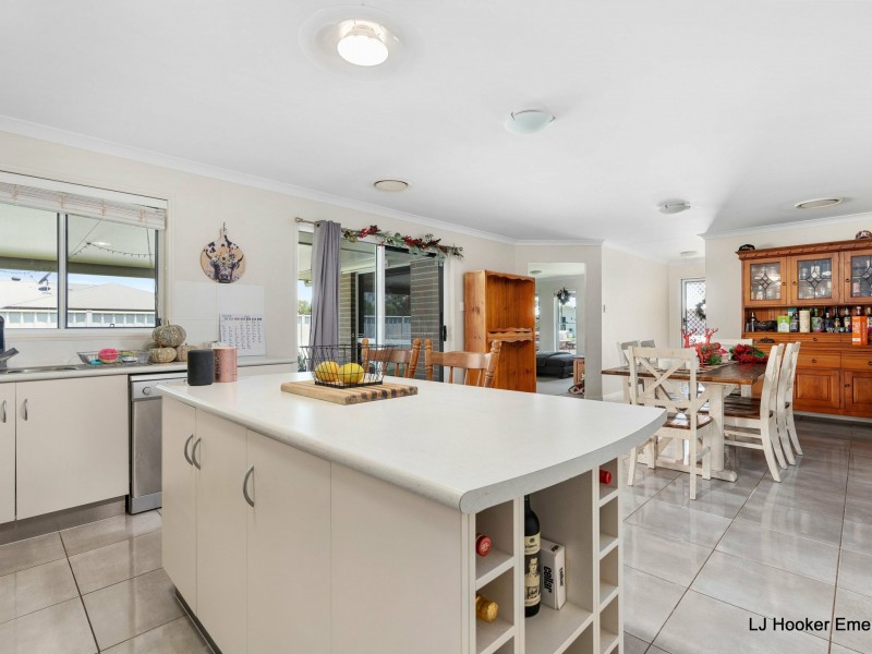 7 Elwick Court, Emerald QLD 4720