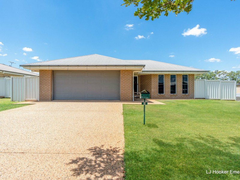 7 Elwick Court, Emerald QLD 4720