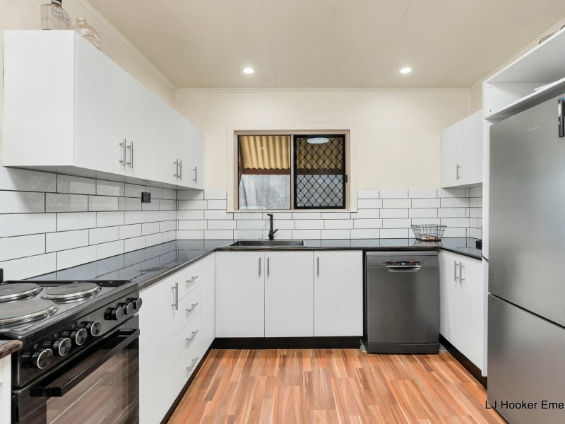 18 White Street, Emerald QLD 4720
