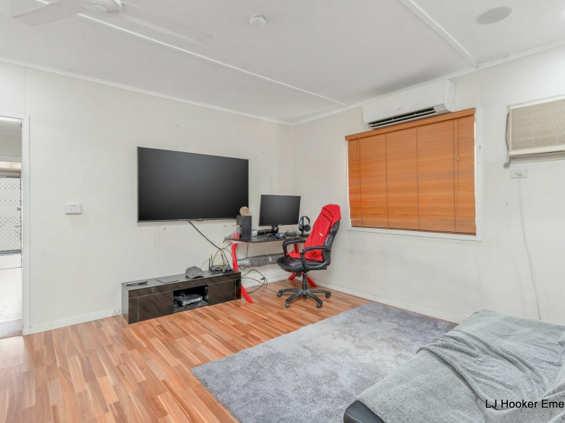 18 White Street, Emerald QLD 4720