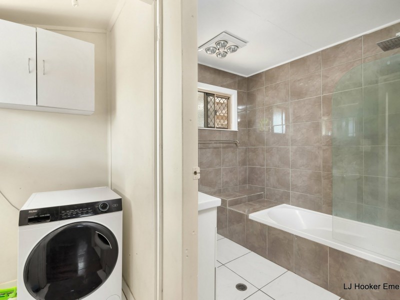 18 White Street, Emerald QLD 4720