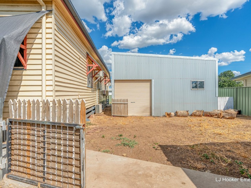 18 White Street, Emerald QLD 4720