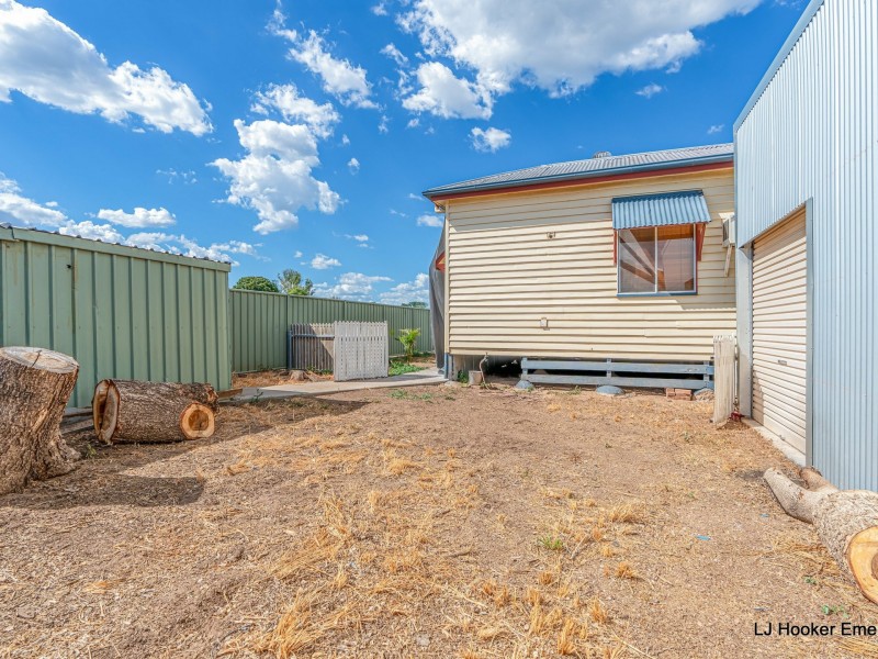 18 White Street, Emerald QLD 4720