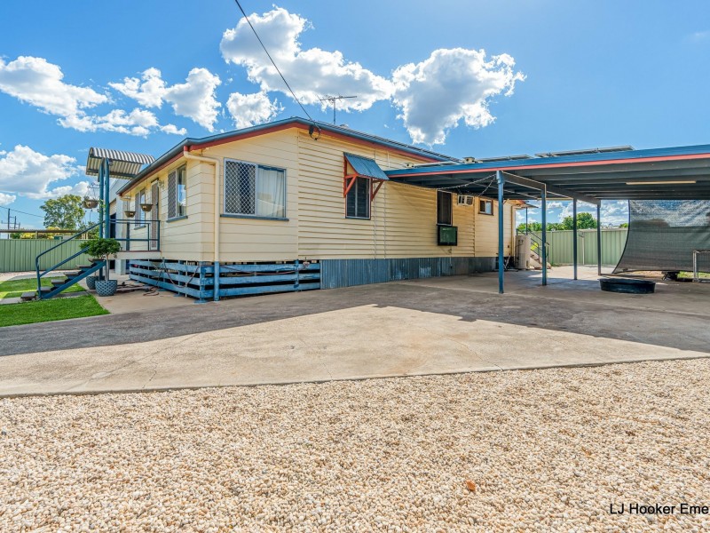 18 White Street, Emerald QLD 4720