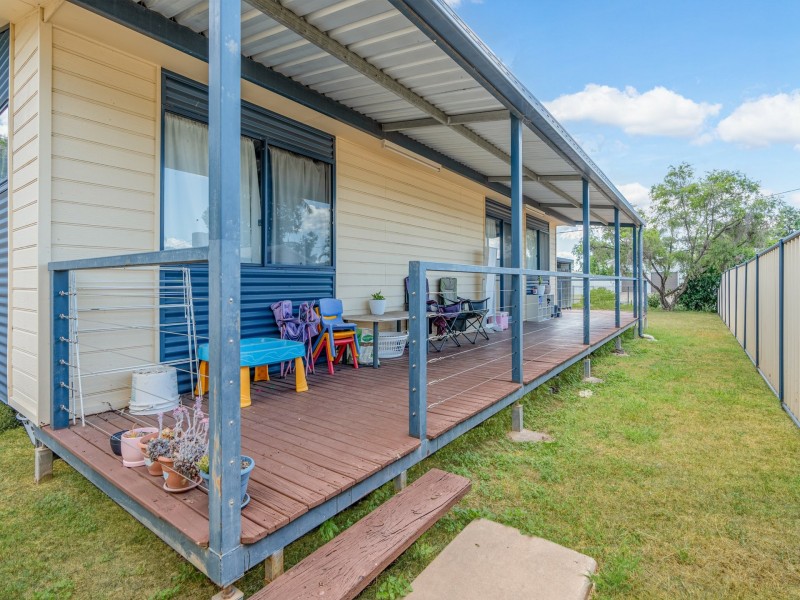 1/32 Gene Street, Emerald QLD 4720