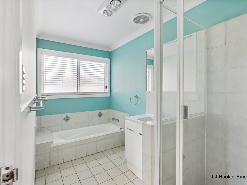 Unit 4/87 Robert Street, Emerald QLD 4720