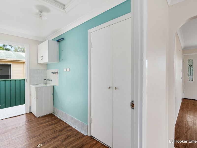 Unit 4/87 Robert Street, Emerald QLD 4720