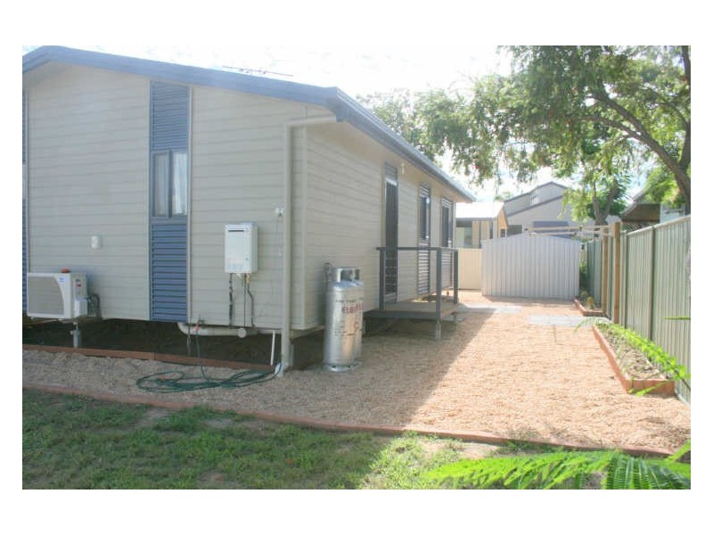 3 Gilbert Place, Emerald QLD 4720