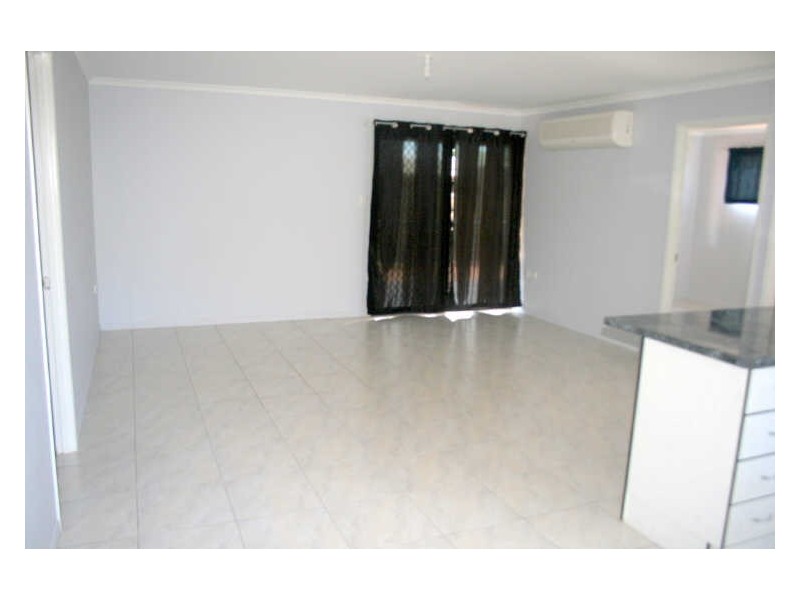 3 Gilbert Place, Emerald QLD 4720