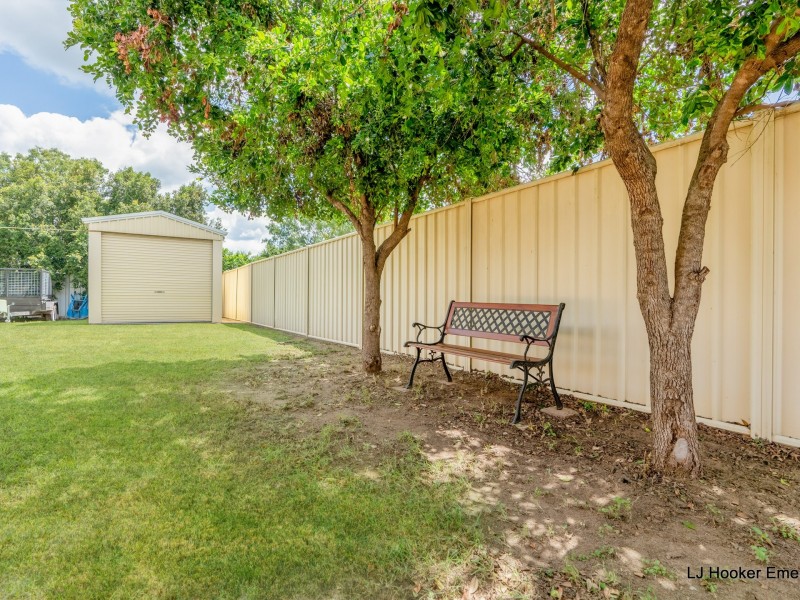 2B Sharyln Court, Emerald QLD 4720