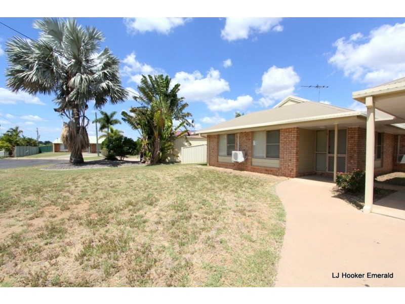 10 Spring Grove, Emerald QLD 4720