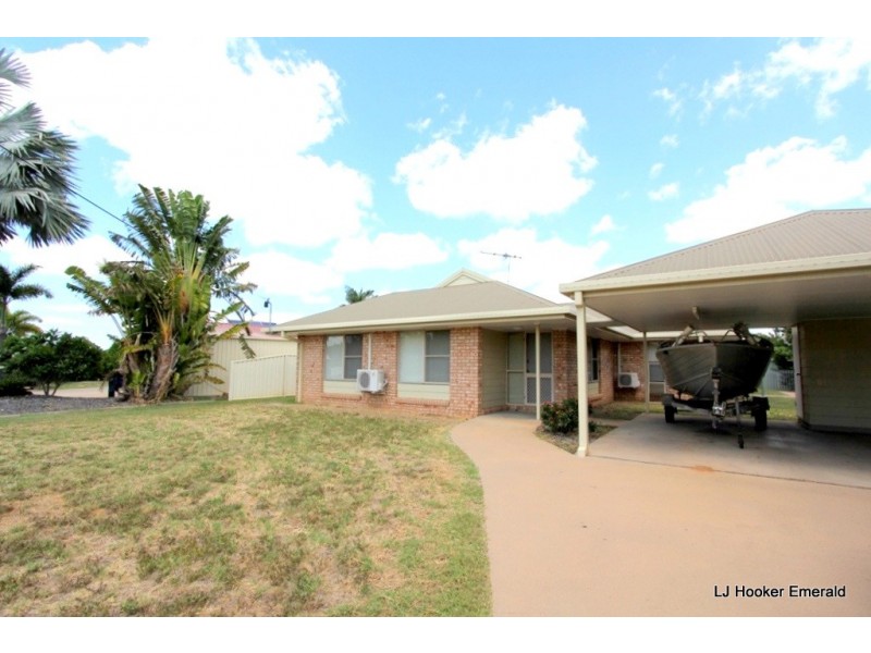 10 Spring Grove, Emerald QLD 4720