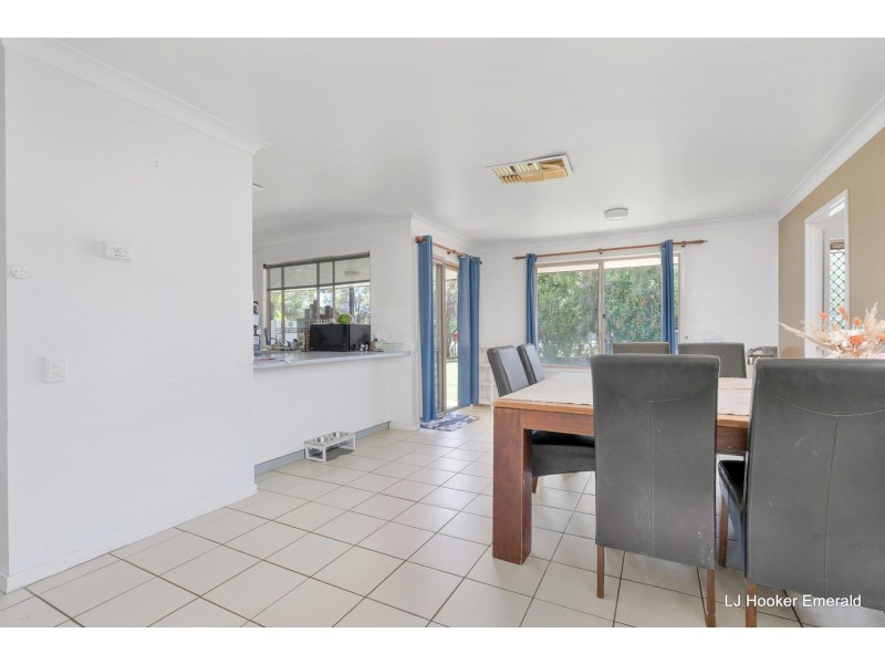 5 Chalmers Crescent, Emerald QLD 4720