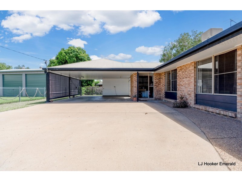 5 Chalmers Crescent, Emerald QLD 4720