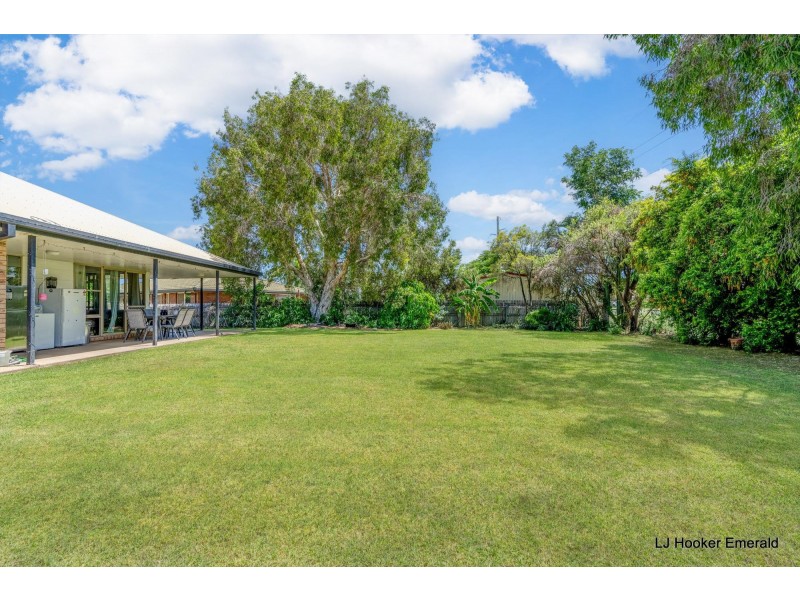 5 Chalmers Crescent, Emerald QLD 4720