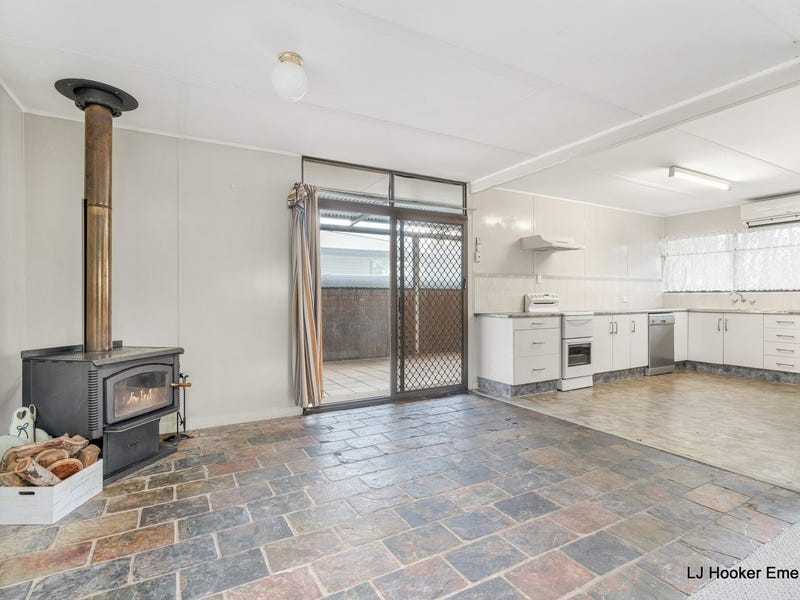 25 Diamond Avenue, Emerald QLD 4720